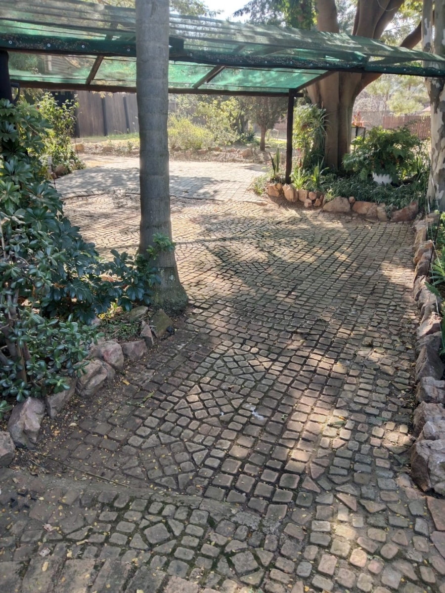 Commercial Property for Sale in Kleinfontein A H Gauteng