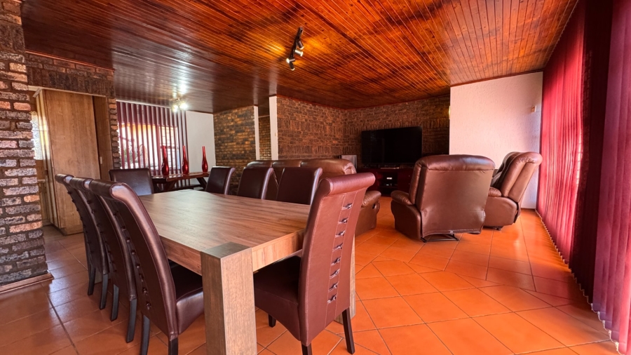 4 Bedroom Property for Sale in Three Rivers East Gauteng