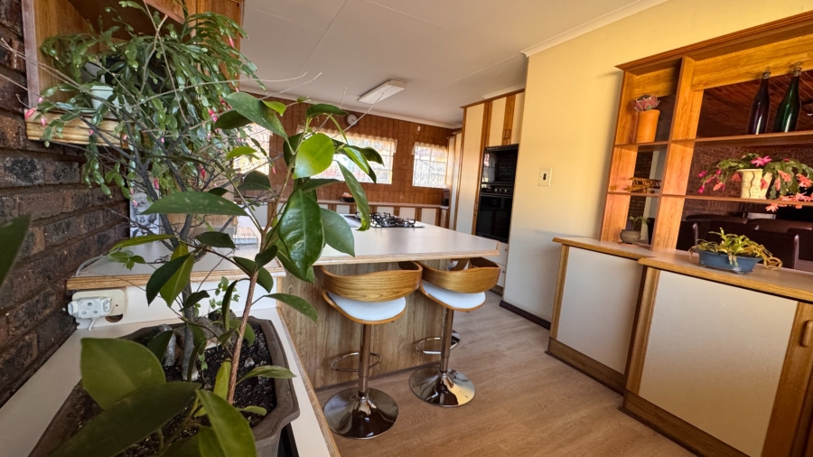 4 Bedroom Property for Sale in Three Rivers East Gauteng