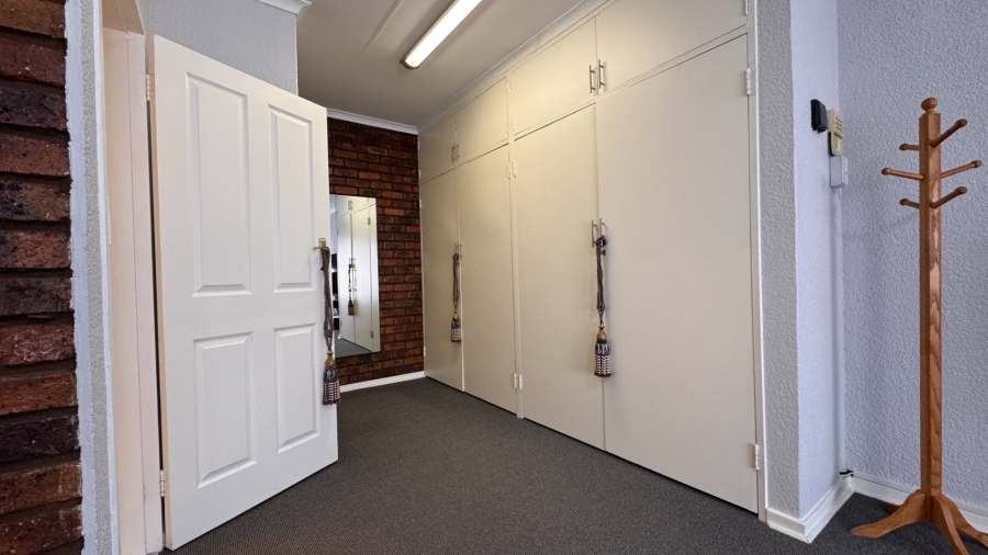 4 Bedroom Property for Sale in Three Rivers East Gauteng