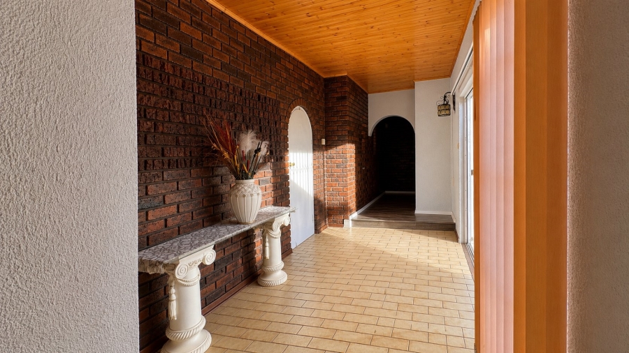 4 Bedroom Property for Sale in Three Rivers East Gauteng