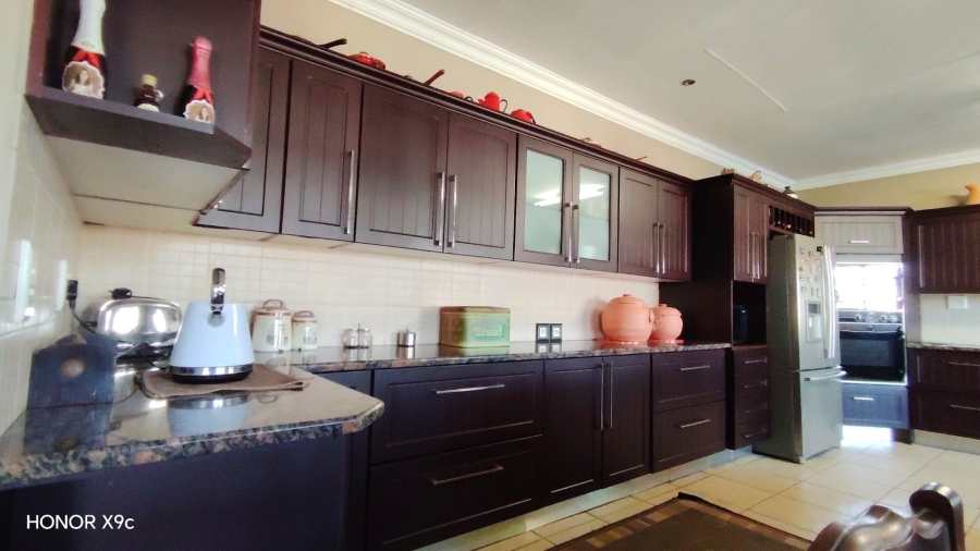 Commercial Property for Sale in Mooilande Gauteng