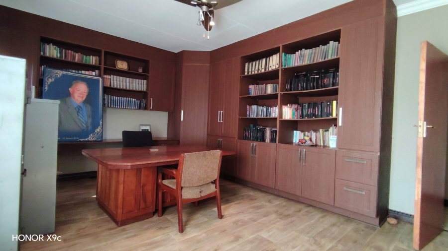 Commercial Property for Sale in Mooilande Gauteng