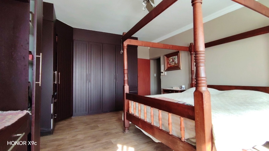 Commercial Property for Sale in Mooilande Gauteng
