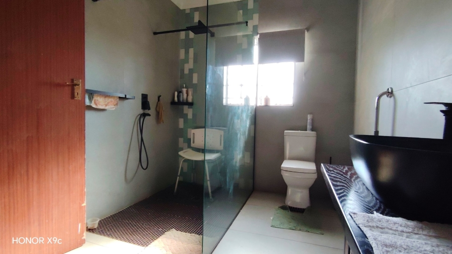 Commercial Property for Sale in Mooilande Gauteng