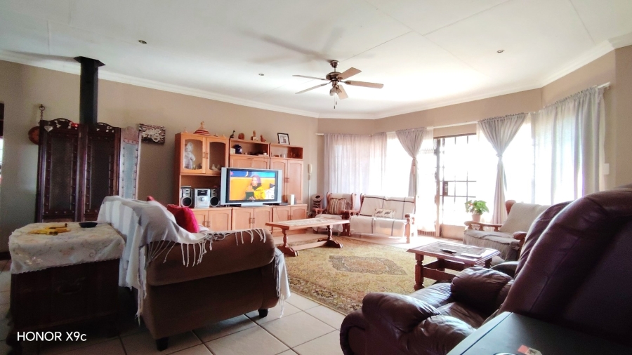 Commercial Property for Sale in Mooilande Gauteng
