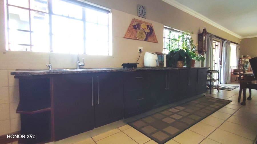 Commercial Property for Sale in Mooilande Gauteng