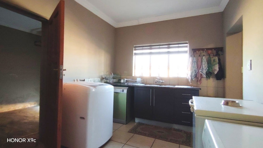 Commercial Property for Sale in Mooilande Gauteng