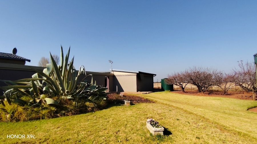 Commercial Property for Sale in Mooilande Gauteng