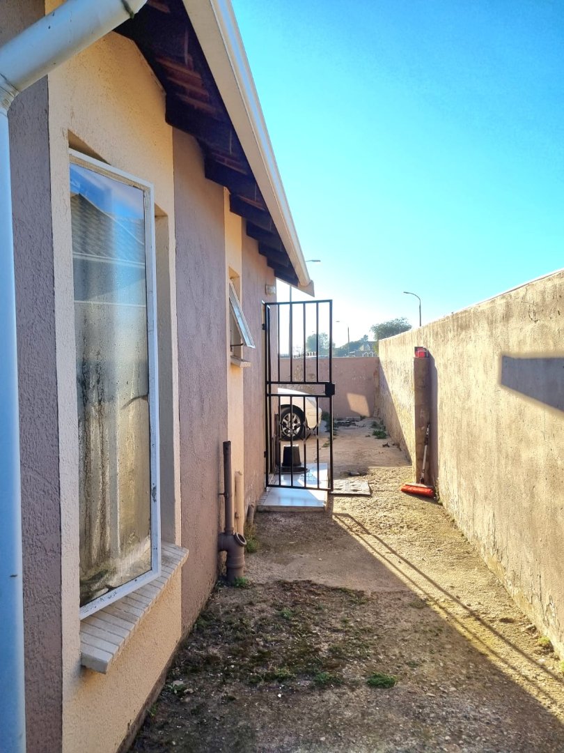 2 Bedroom Property for Sale in Windmill Park Gauteng