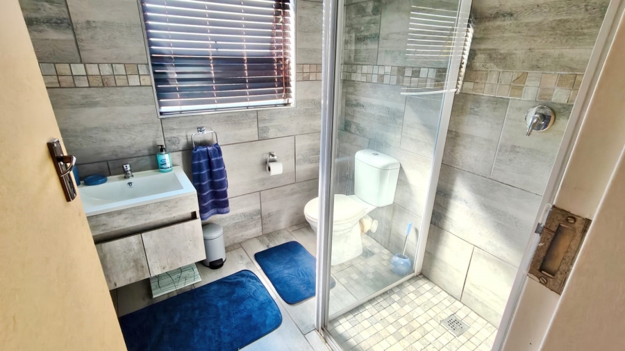 4 Bedroom Property for Sale in Misty Bay Gauteng