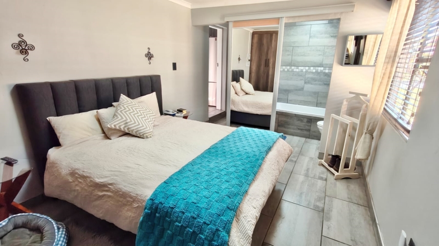 4 Bedroom Property for Sale in Misty Bay Gauteng