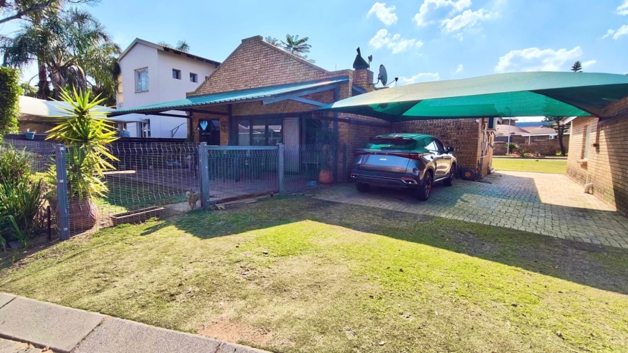 4 Bedroom Property for Sale in Misty Bay Gauteng