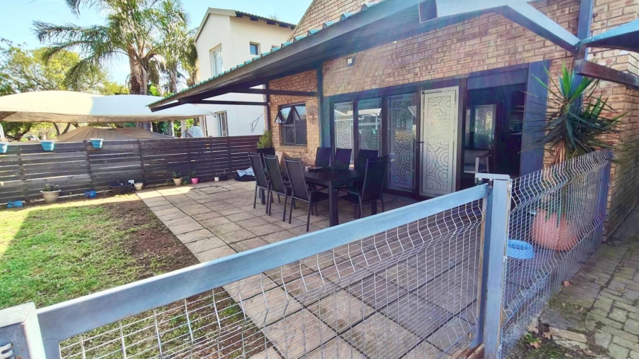 4 Bedroom Property for Sale in Misty Bay Gauteng
