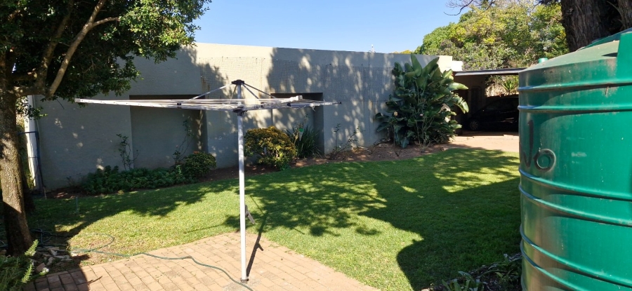 6 Bedroom Property for Sale in Selwyn Gauteng