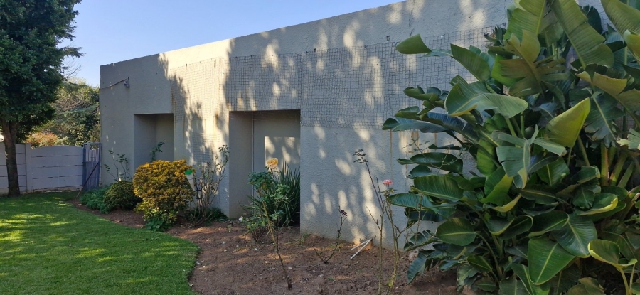 6 Bedroom Property for Sale in Selwyn Gauteng