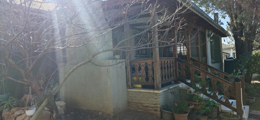 6 Bedroom Property for Sale in Selwyn Gauteng