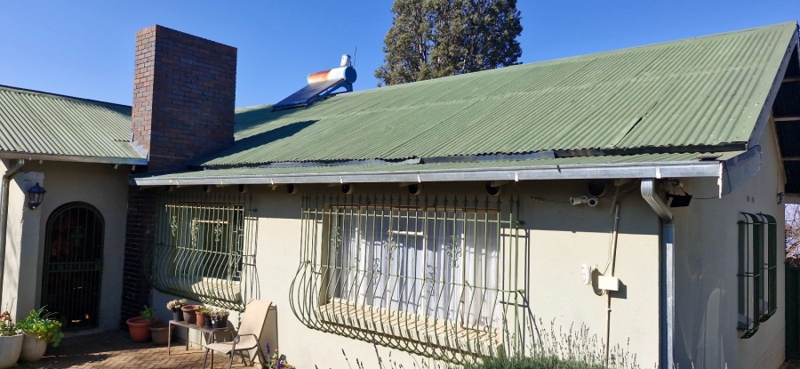 6 Bedroom Property for Sale in Selwyn Gauteng