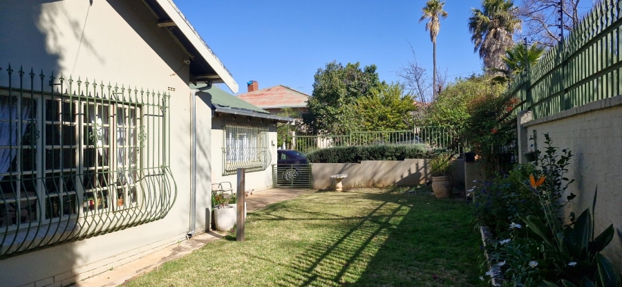 6 Bedroom Property for Sale in Selwyn Gauteng