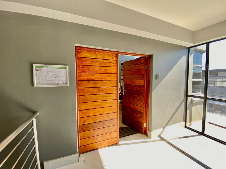 To Let Commercial Property for Rent in Doringkloof Gauteng
