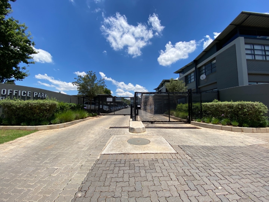 To Let Commercial Property for Rent in Doringkloof Gauteng