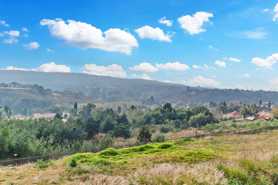 Commercial Property for Sale in Roodekrans A H Gauteng