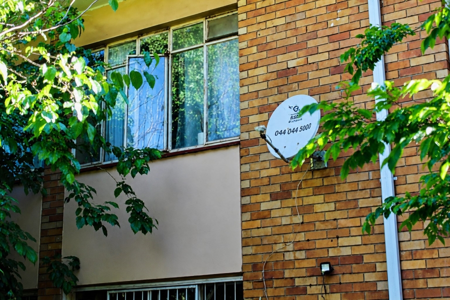 1 Bedroom Property for Sale in Vanderbijlpark CW 1 Gauteng