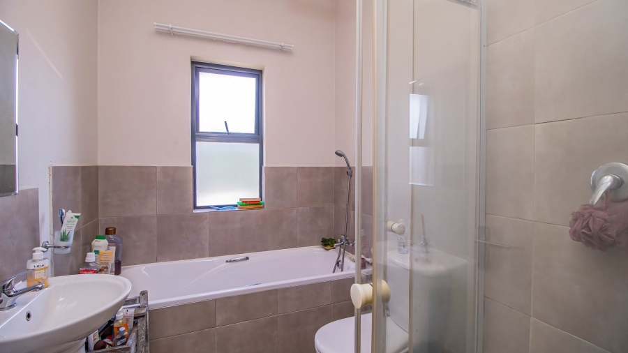2 Bedroom Property for Sale in Rynfield Gauteng