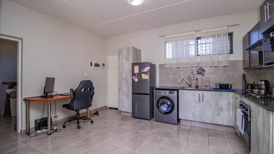 2 Bedroom Property for Sale in Rynfield Gauteng