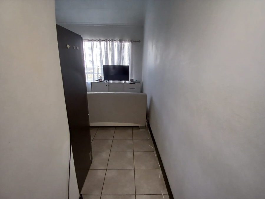 1 Bedroom Property for Sale in Hatfield Gauteng