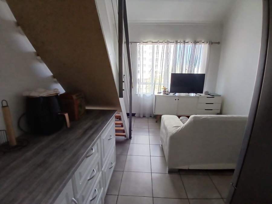 1 Bedroom Property for Sale in Hatfield Gauteng