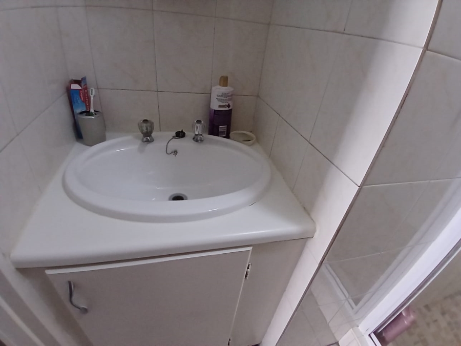 1 Bedroom Property for Sale in Hatfield Gauteng
