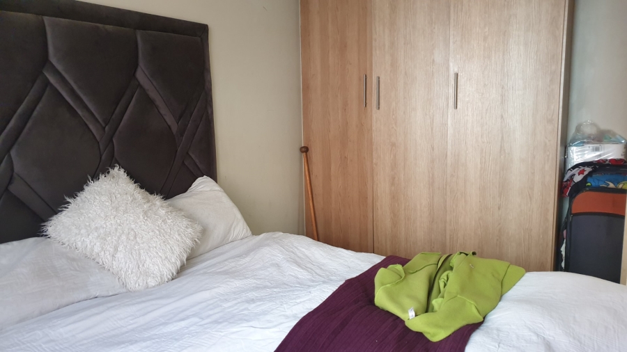 2 Bedroom Property for Sale in Monavoni Gauteng