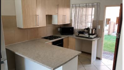 2 Bedroom Property for Sale in Monavoni Gauteng