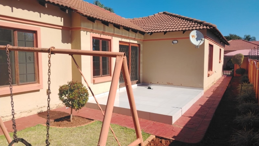To Let 3 Bedroom Property for Rent in Heatherview Gauteng