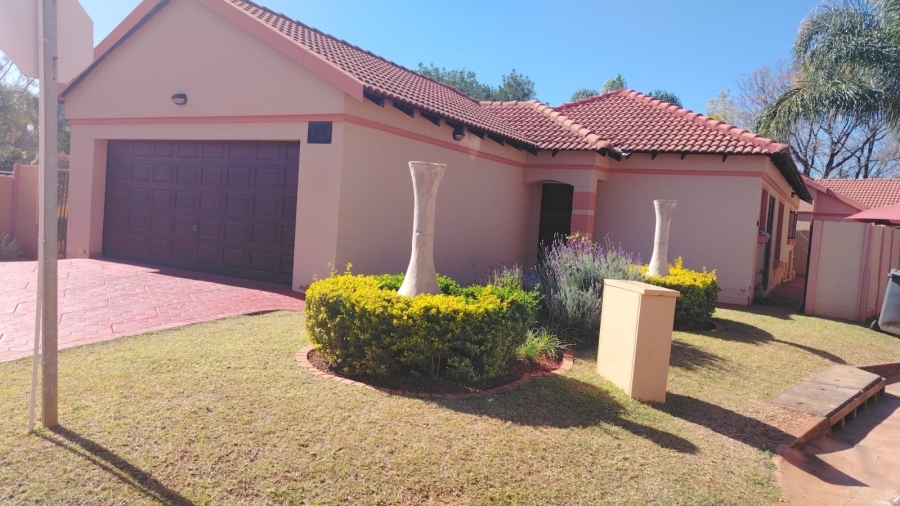To Let 3 Bedroom Property for Rent in Heatherview Gauteng
