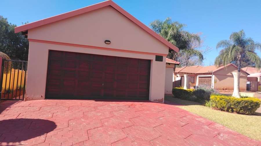 To Let 3 Bedroom Property for Rent in Heatherview Gauteng