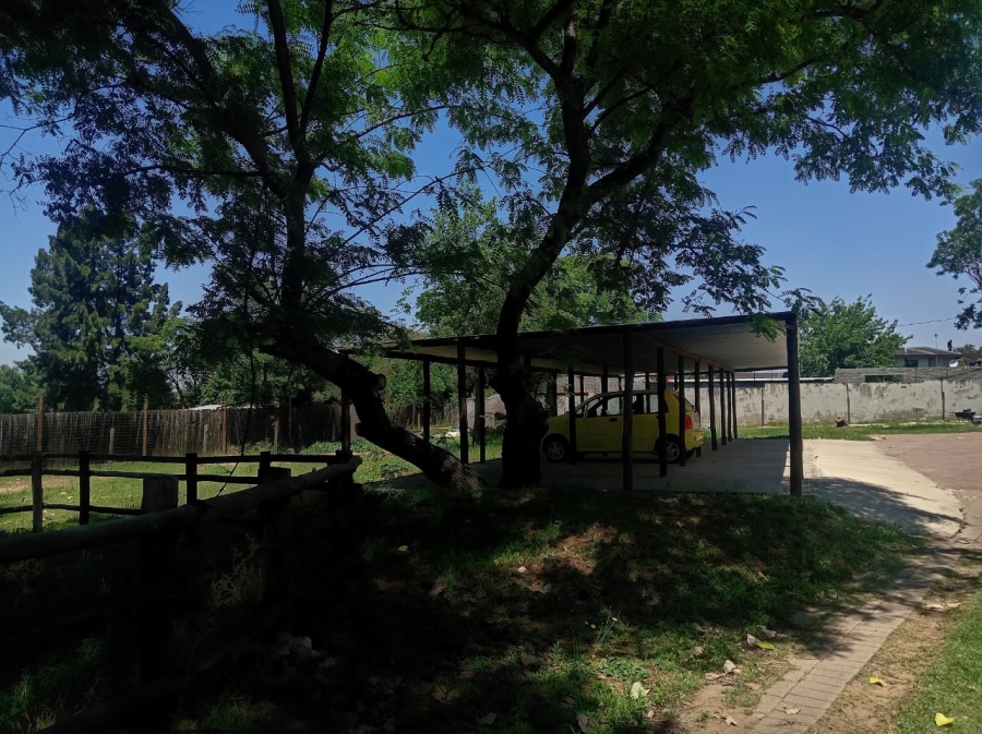 To Let Commercial Property for Rent in President Park Gauteng