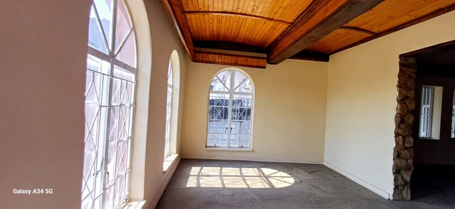 3 Bedroom Property for Sale in South Crest Gauteng
