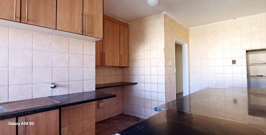 3 Bedroom Property for Sale in South Crest Gauteng