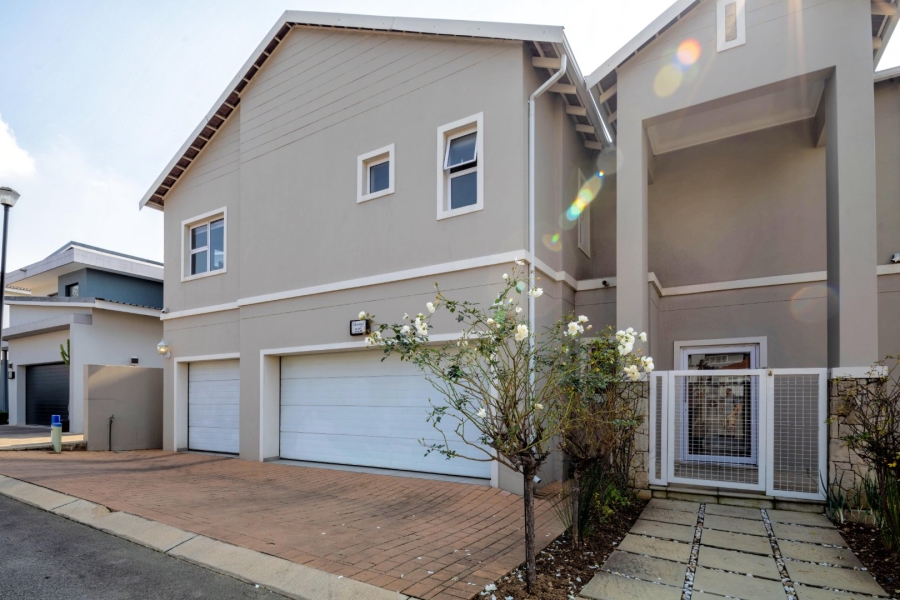 4 Bedroom Property for Sale in Olivedale Gauteng