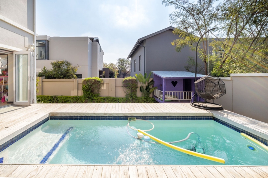 4 Bedroom Property for Sale in Olivedale Gauteng