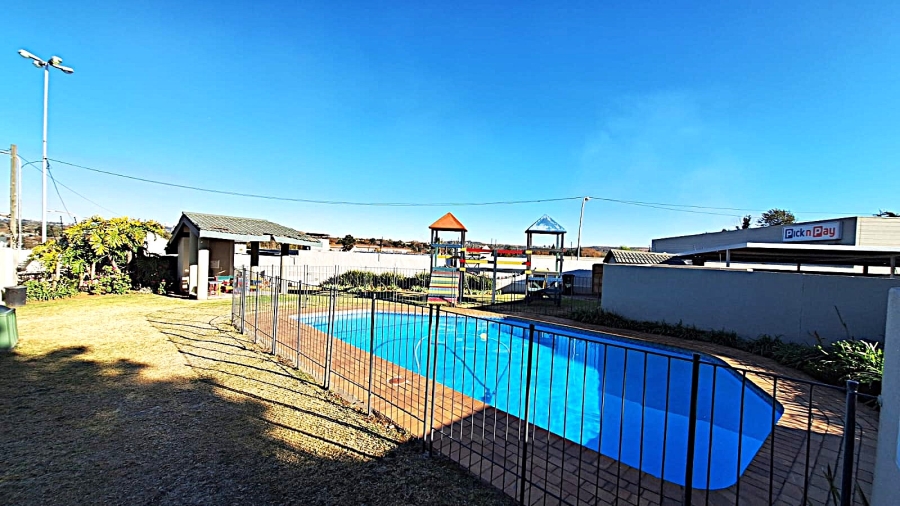 To Let 2 Bedroom Property for Rent in Victory Park Gauteng