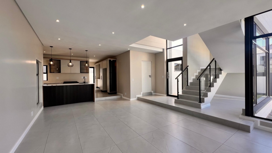 4 Bedroom Property for Sale in Fountainbrook Estate Gauteng