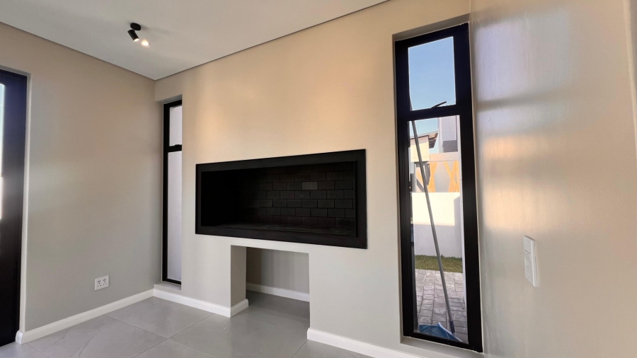 4 Bedroom Property for Sale in Fountainbrook Estate Gauteng