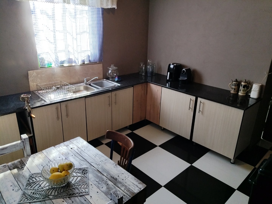 2 Bedroom Property for Sale in Heidelberg Proper Gauteng