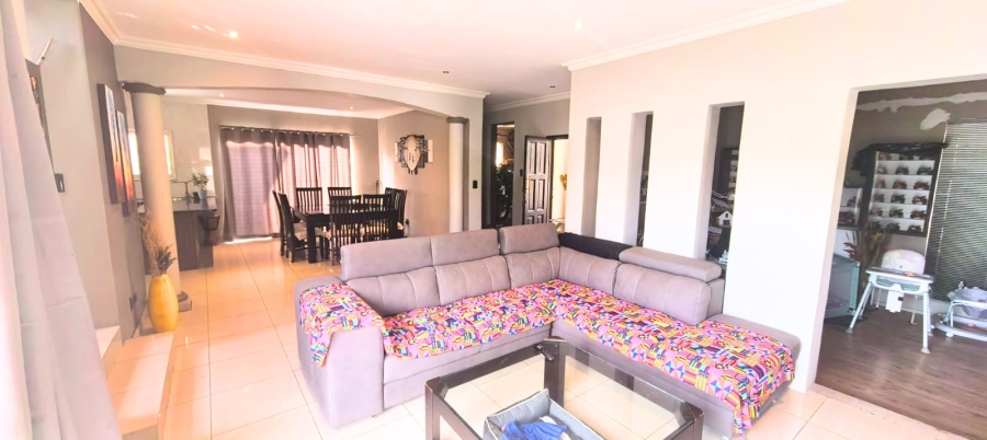 3 Bedroom Property for Sale in Halfway Gardens Gauteng