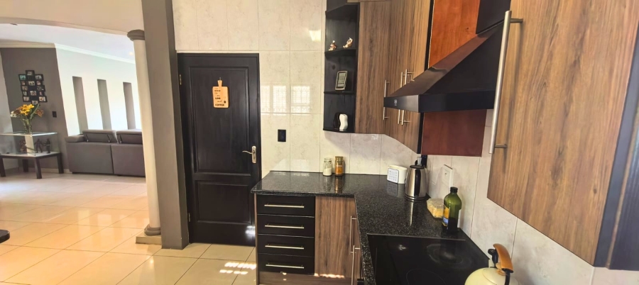 3 Bedroom Property for Sale in Halfway Gardens Gauteng