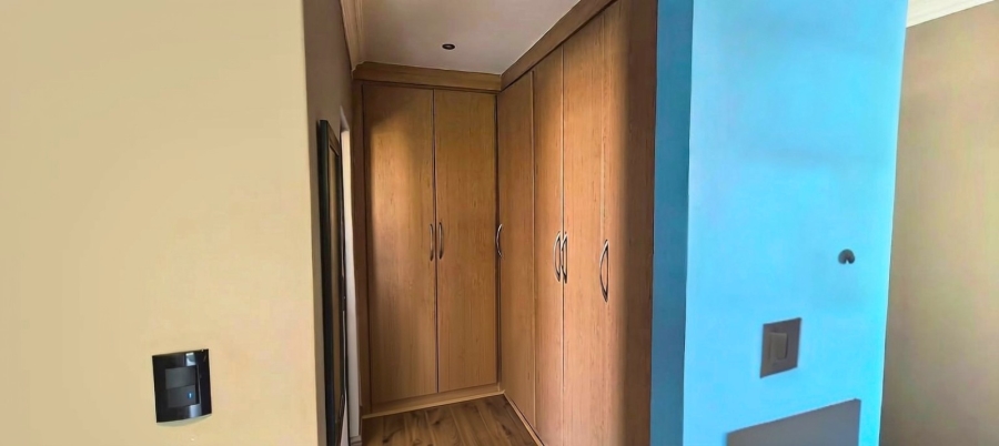 3 Bedroom Property for Sale in Halfway Gardens Gauteng