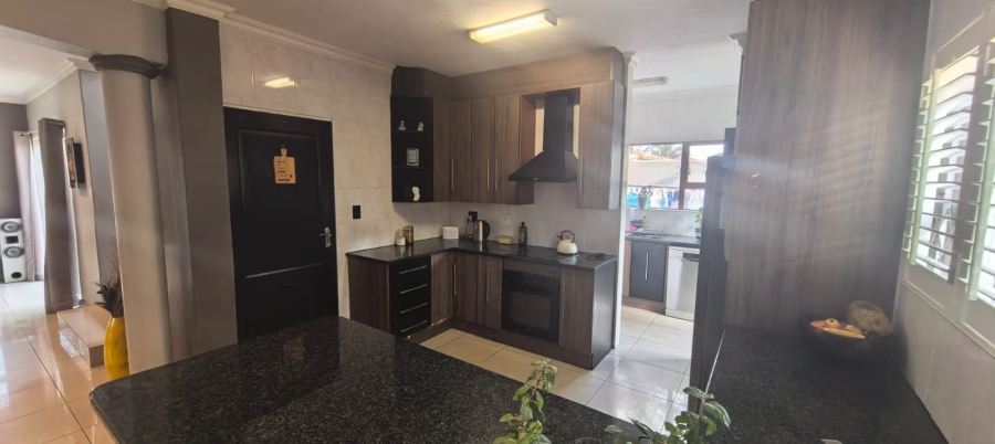 3 Bedroom Property for Sale in Halfway Gardens Gauteng